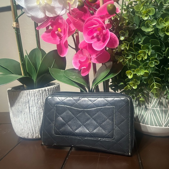 CHANEL Cambon Quilted Wallet Organizer.‘Rehab’ Authentic - Picture 3 of 16